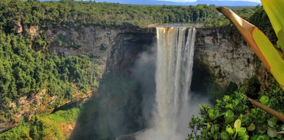 Guayana en ascenso: repercusiones regionales de su éxito económico